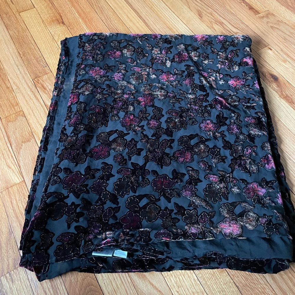 Fabric Yards Easy Style Velvet Floral print sheer Embroidered shiny Shawl Quilt